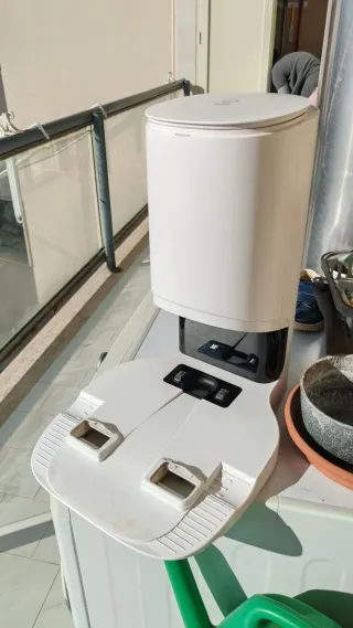 Ecovacs Deebot N8+ Robot Aspirapolvere