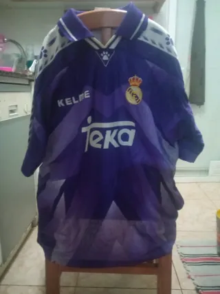 Real Madrid Kelme camiseta Morada