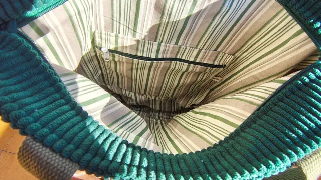 Tote bag de pana verde bosque con cremallera