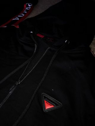 Conjunto Prada Negro y Rojo