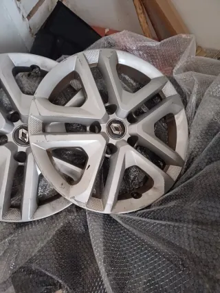 Llantas de coche +tapa cubos