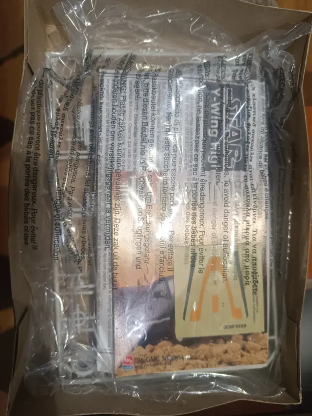 Maqueta Y-Wing Fighter Star Wars AMT ERTL