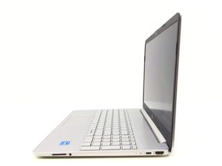 Portátil HP 15S-FQ2159NS i3 8GB 256GB SSD