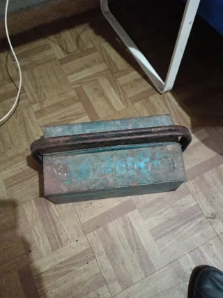 Caja de herramientas vintage HECO