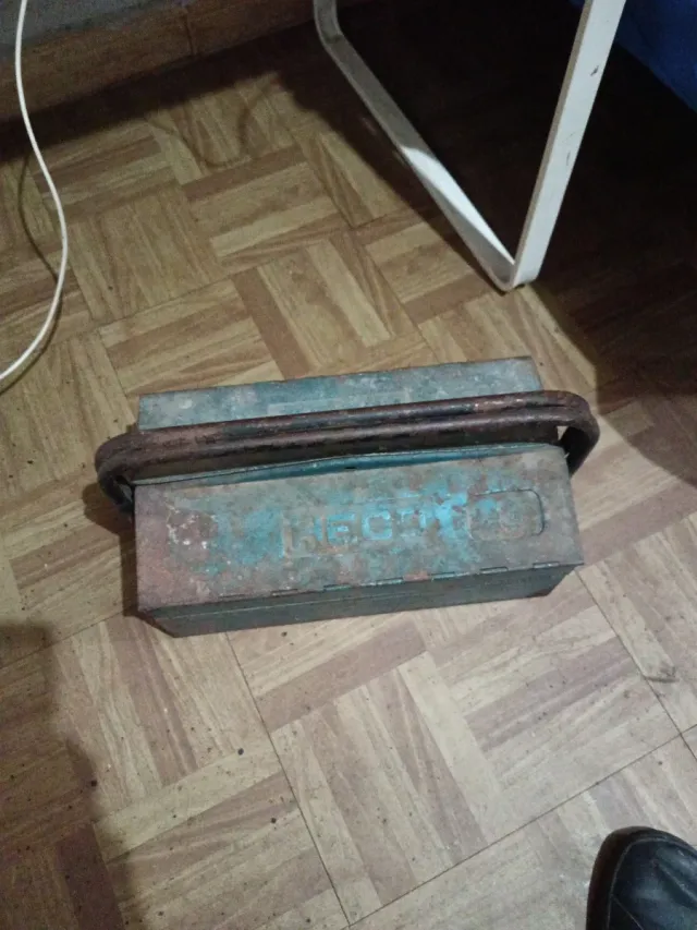 Caja de herramientas vintage HECO