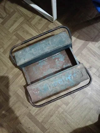 Caja de herramientas vintage HECO
