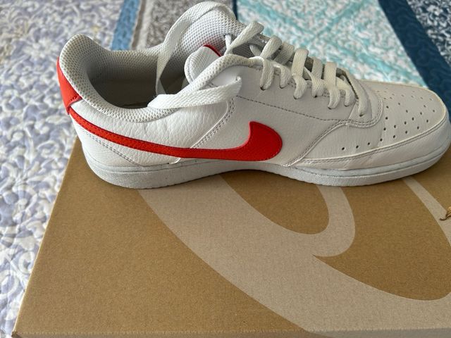 Zapatillas Nike Court Vision Blancas Coral