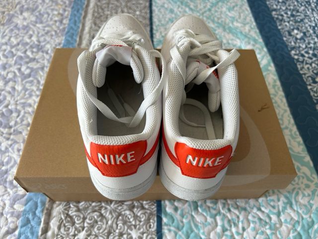 Zapatillas Nike Court Vision Blancas Coral