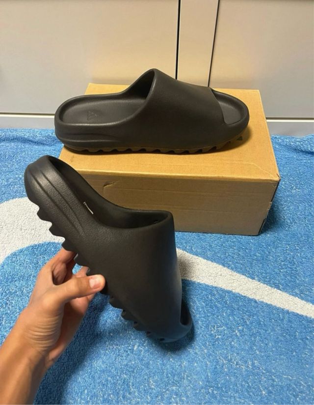 Adidas Yeezy Slide Onyx EU 45 / US 11