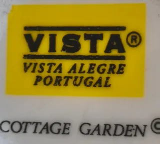 Juego de vajilla "VISTA ALEGRE"