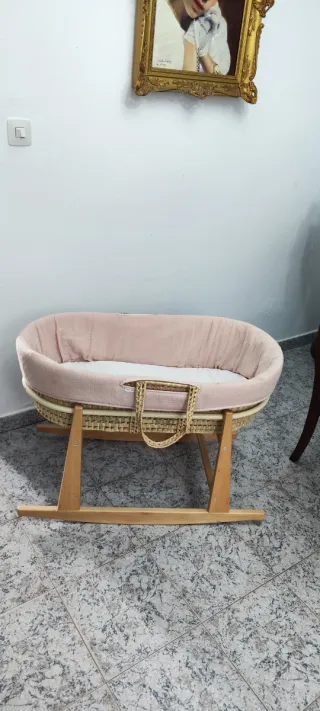 Moisés mimbre y madera, perfecto estado