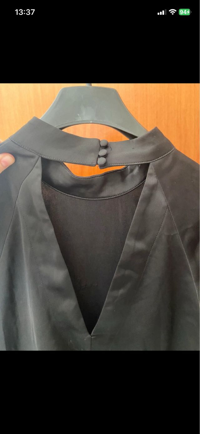 Abito donna nero con decorazioni color oro