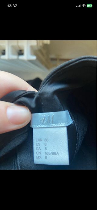 Abito donna nero con decorazioni color oro