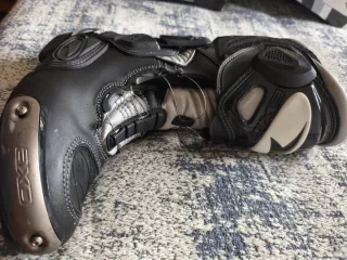 Botas de Moto Racing Negras Axo