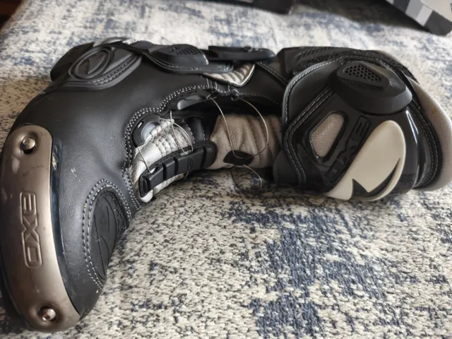 Botas de Moto Racing Negras Axo