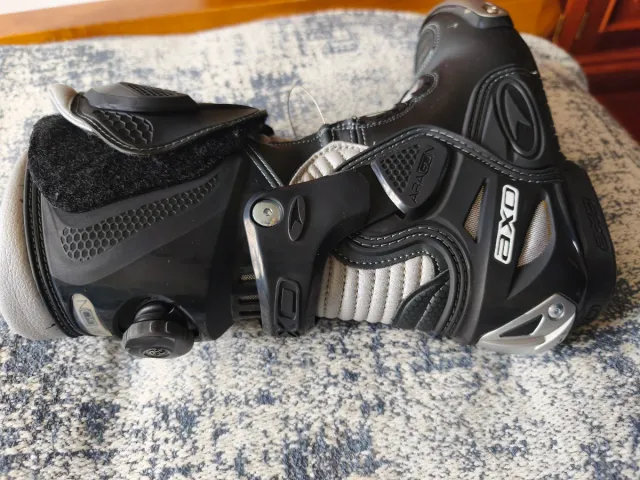 Botas de Moto Racing Negras Axo