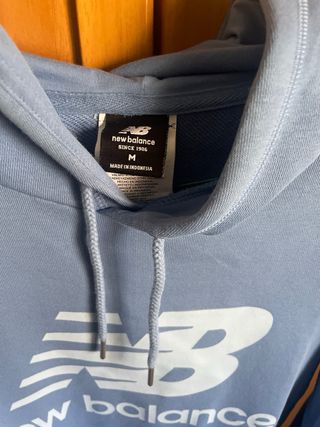 Sudadera New Balance Azul Mujer