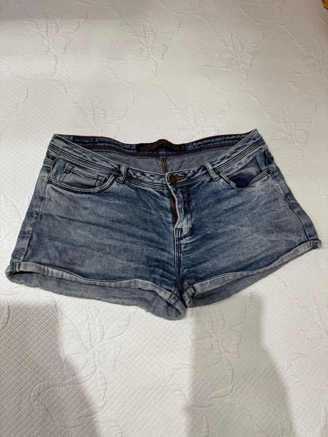 Shorts vaqueros Zara