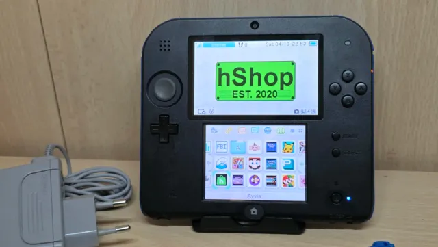 Nintendo 2DS Blu e Nero con giochi
