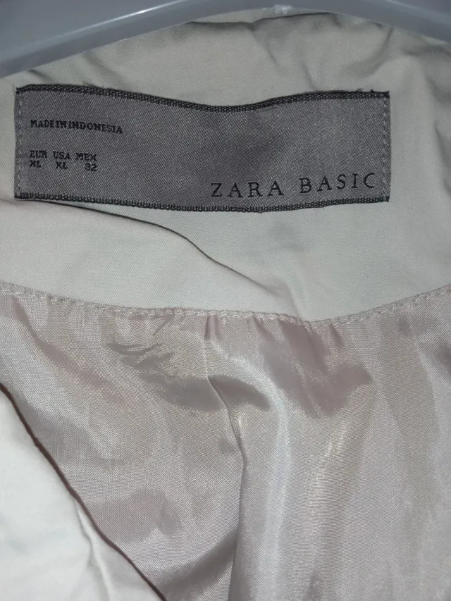 Gabardina Zara Beige