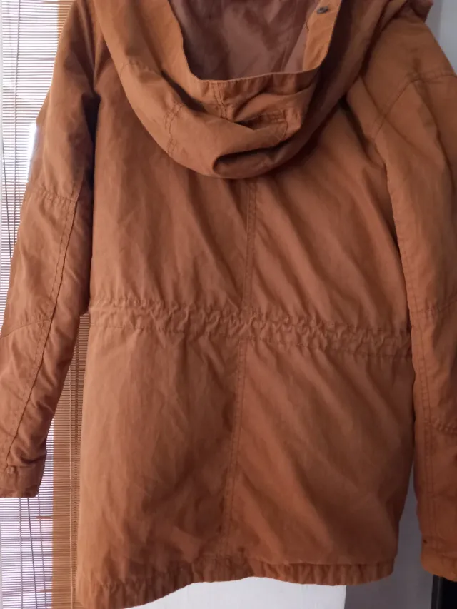Chaqueta Marrón con forro desmontable