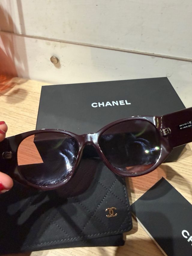 Occhiali da sole Chanel Borgogna