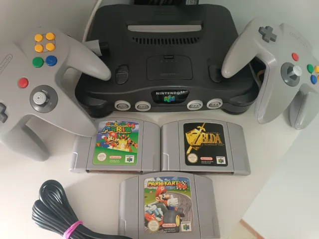 Nintendo 64. Clásicos Mario y Zelda. Mandos.
