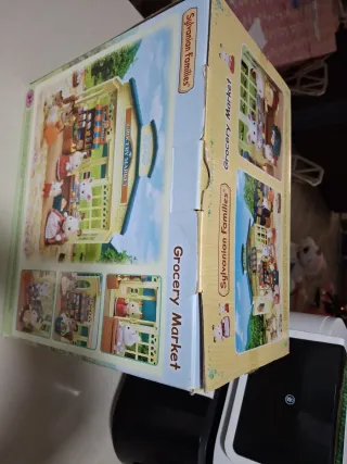 Sylvanian Families Mercato + 3 personaggi