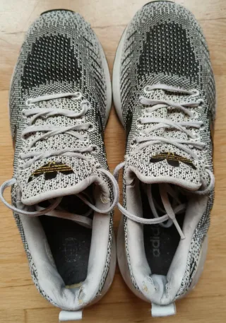 Zapatillas Adidas Running Negras y Blancas