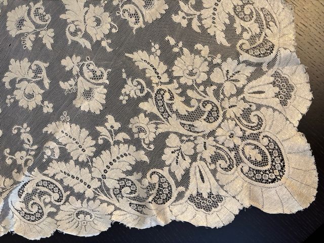 Mantilla Fallera Antigua Encaje