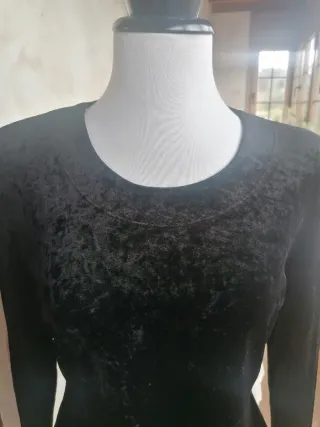 Jersey terciopelo negro talla 42