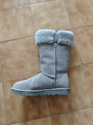 Botas de nieve UGG talla 43 grises