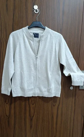 Rebeca Mayoral con cremallera