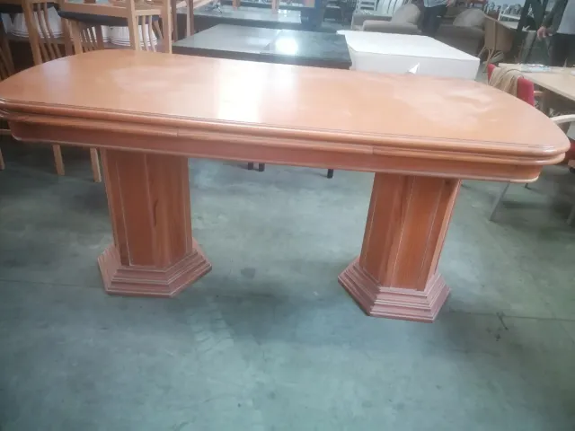 Mesa de comedor y 6 sillas