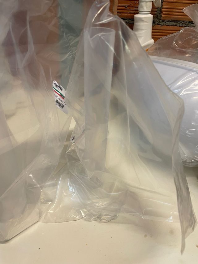 Jarra e provetas medidoras de plástico