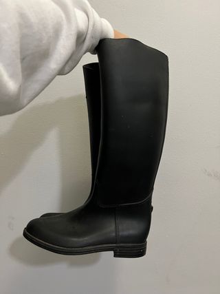 Pack hípica: casco, botas y polainas