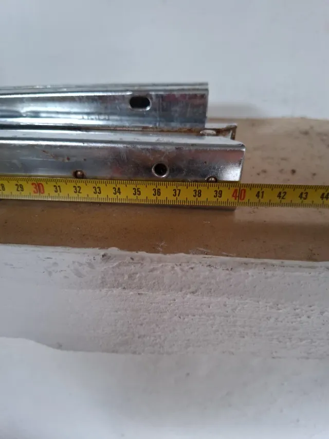 Coppia di cerniere per tavolo rialzabile