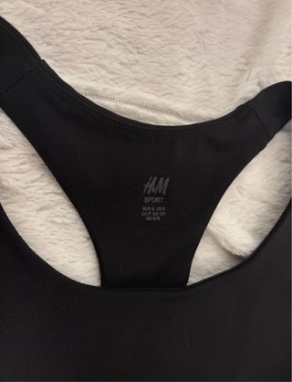 Top deportivo H&M