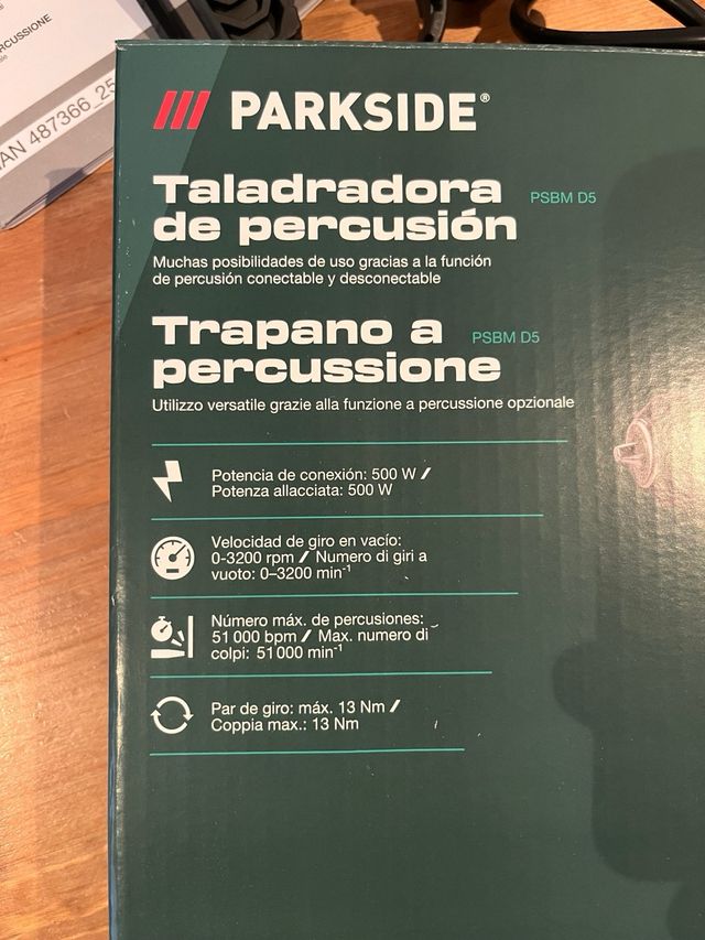 Parafusadeira de percussão e pistola de ar quente