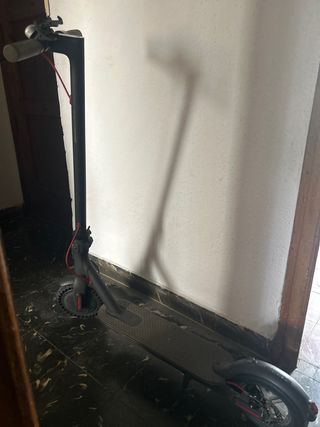 Patinete Xiaomi con rueda delantera Antipinchazos
