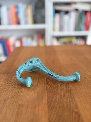 Colgador de pared estilo vintage hierro azul