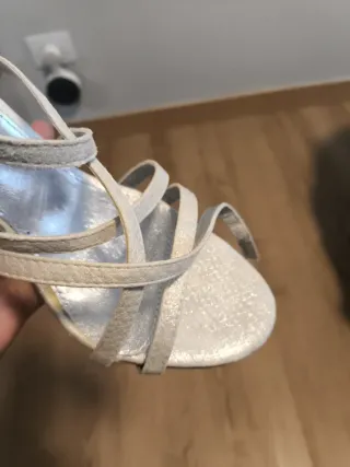 Sandalias tacón alto plateadas T.41