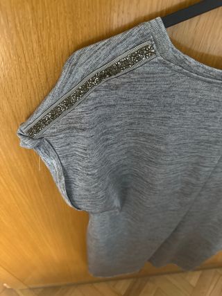 Camiseta gris Stradivarius Talla M