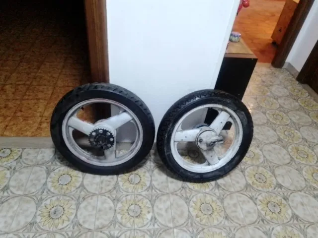 Ruote coppia complete bianche per moto 50cc fifty