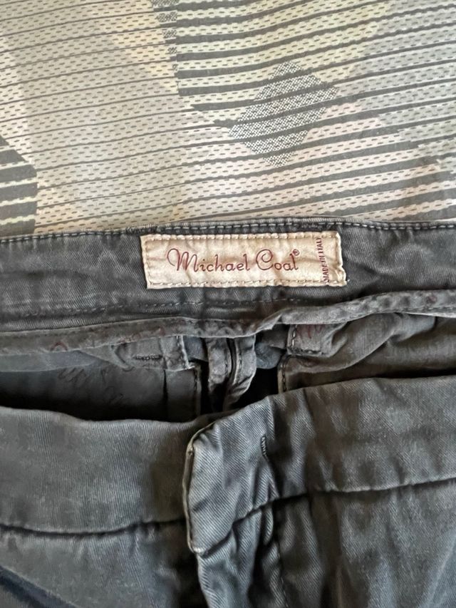 Pantaloni grigio