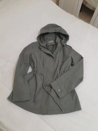 Chaqueta cortavientos mujer verde