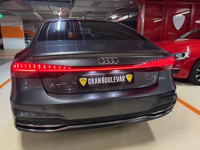 AUDI A7 Sportback 50 TDI 210kW quattro triptron.