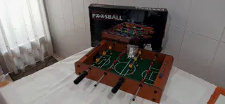 Futbolín de madera