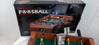 Futbolín de madera