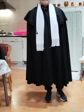 Capa Española Negra y Roja Talla Única